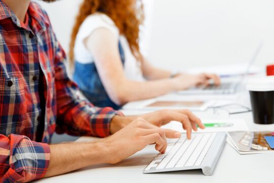 Discover the Top Free AI Writer Tools 2025